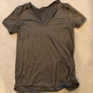 Lululemon women’s t-shirt gold 6
